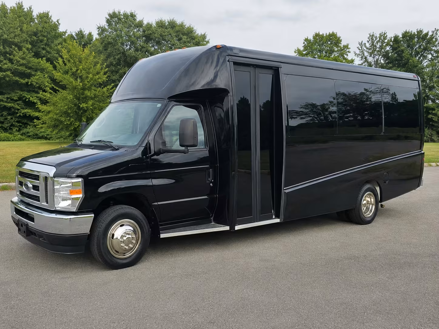 20 passenger minibus