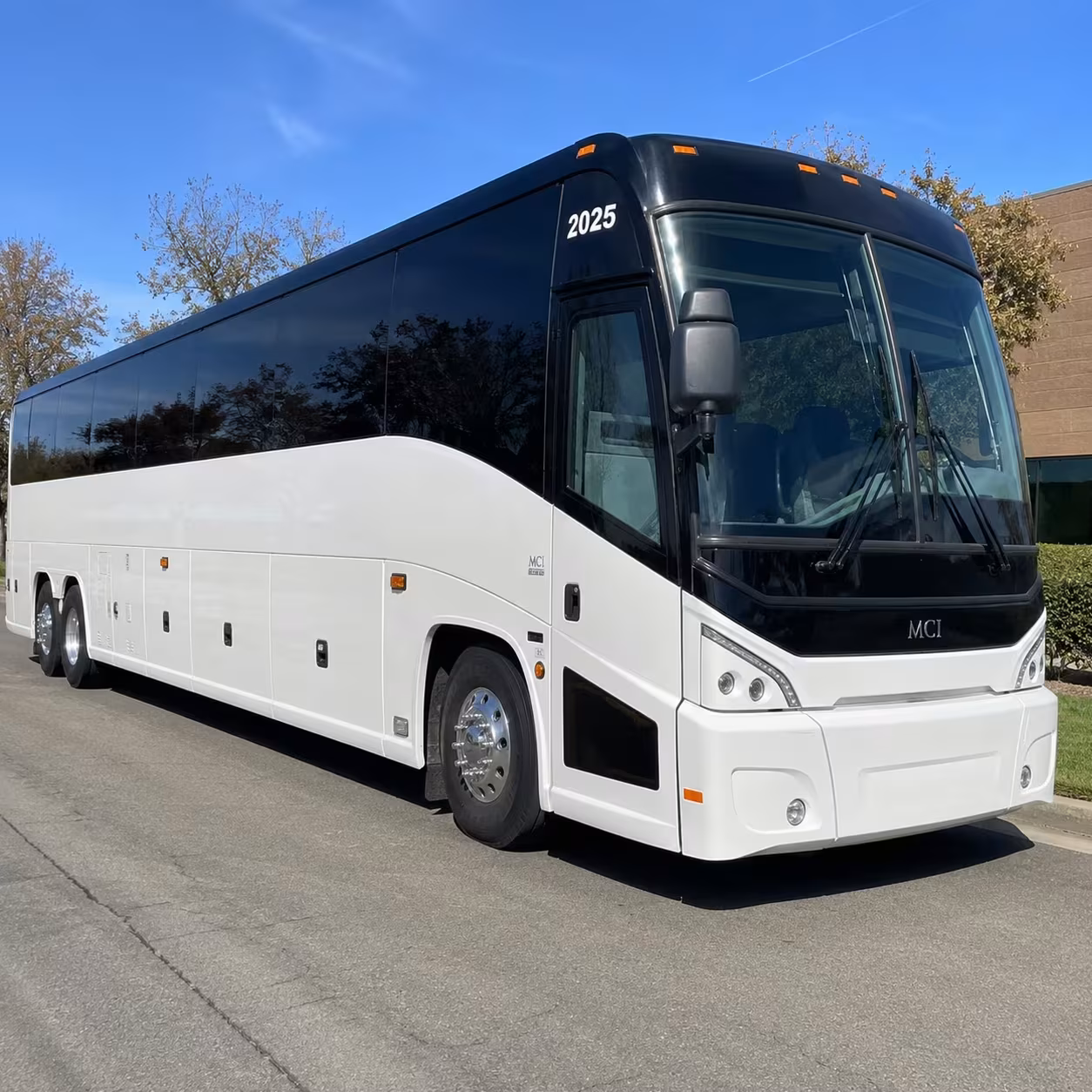 berkeley charter bus rentals for fan groups and tailgates